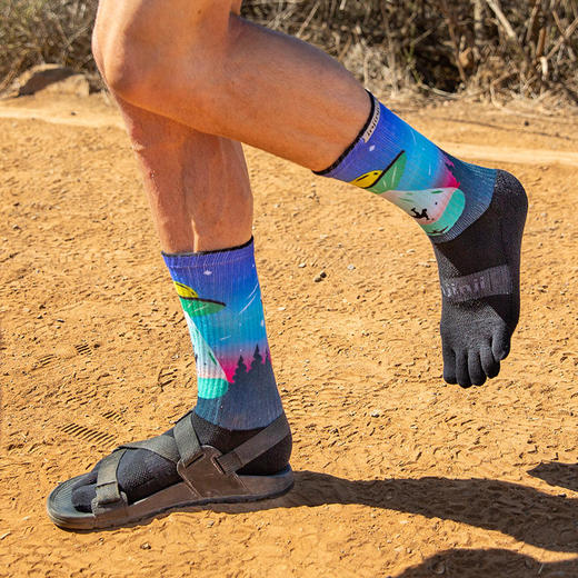 INJINJI五指袜 长筒越野路跑袜 户外徒步 越野跑 旅行耐磨袜 路跑 商品图1