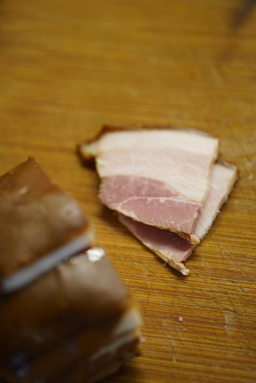 来自杏花堂山西八大酱礼盒 ：猪肚、猪蹄、猪耳、熏鸡、熏肠、蛋卷、小肚、酱肉 商品图3