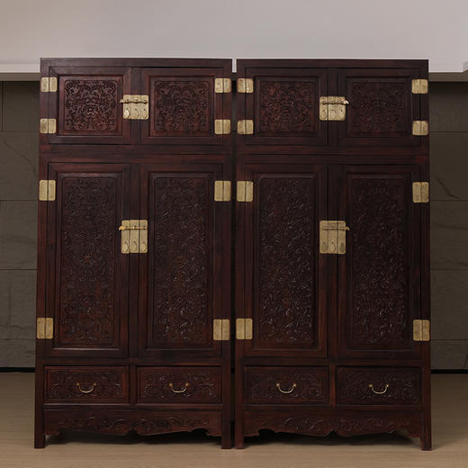二十世纪 红木满雕西番莲纹四件柜 商品图0