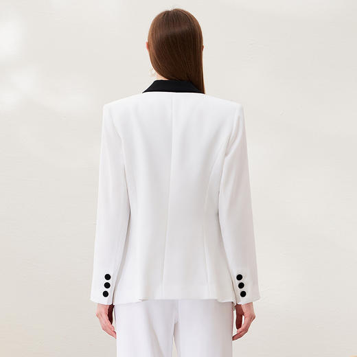 EITIE爱特爱春季新款时尚职业通勤百搭显瘦干练西装外套女6903606 商品图4
