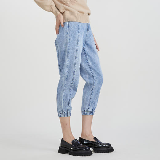 谜底休闲牛仔裤女23春季新款简约洗水怀旧束脚九分裤女231MK0029 商品图1