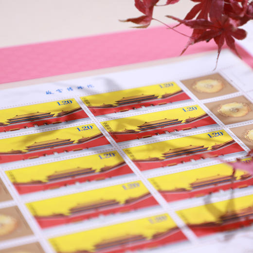 《百年故宫•四季典藏》105枚邮票+1枚纪念封 尽显故宫四季变化 商品图3