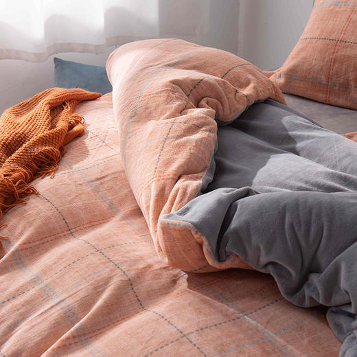 多喜爱 牛奶绒四件套佛罗伦萨L码【一触即暖】【抗静电】细腻绒毛 暖而不闷 透湿排汗 可水洗机洗 双面设计 商品图2