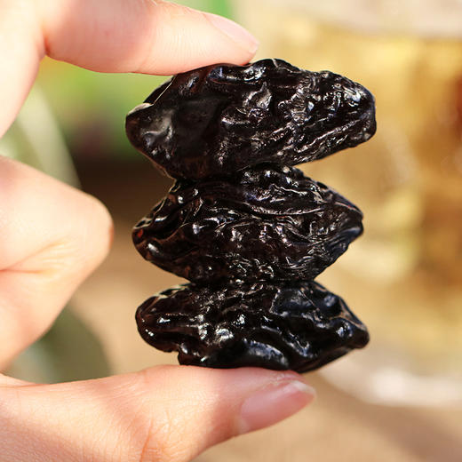 逢食 轻畅梅（西梅干）120g/袋  酸甜可口，果香肉厚软糯，满足口腹之欲！ 商品图2