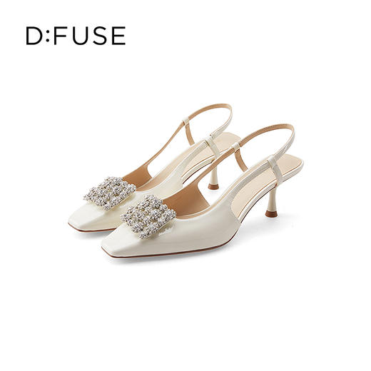 D:FUSE/迪芙斯春季新款漆皮方头花形饰扣中后空单鞋DF31114008 商品图3