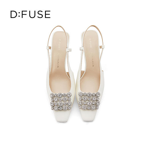 D:FUSE/迪芙斯春季新款漆皮方头花形饰扣中后空单鞋DF31114008 商品图5