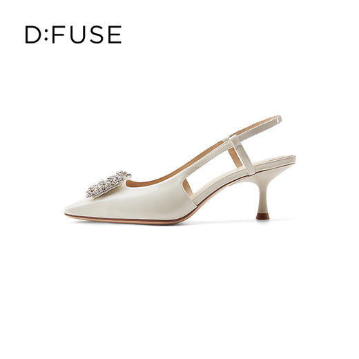 D:FUSE/迪芙斯春季新款漆皮方头花形饰扣中后空单鞋DF31114008 商品图2