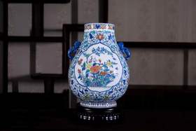 青花斗彩开窗花卉双耳福筒尊