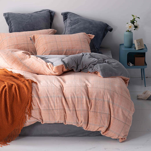 多喜爱 牛奶绒四件套佛罗伦萨L码【一触即暖】【抗静电】细腻绒毛 暖而不闷 透湿排汗 可水洗机洗 双面设计 商品图0