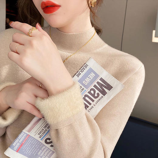 半高领一体水貂绒毛衣 女士中领加绒加厚针织毛线内搭 商品图5
