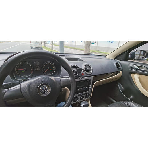 大众 朗逸 1.6L 自动品悠版【长租-深圳】 商品图5