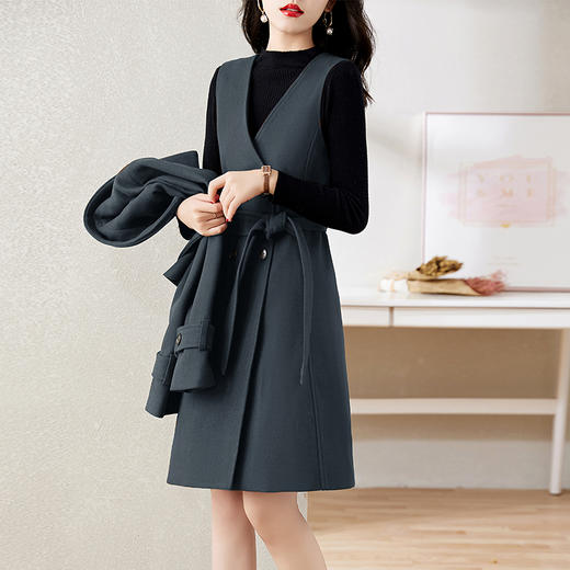 呢料外套套装，内搭连衣裙HR-JXYR8255 商品图7