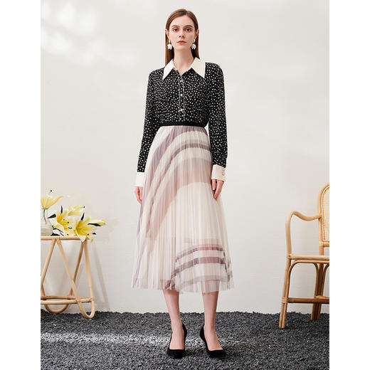 EITIE爱特爱春季新款时尚设计感气质通勤显瘦百褶仙气半身裙6906610 商品图3