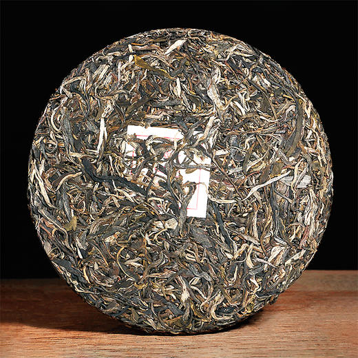 2023年生肖纪念饼《前兔似锦》布朗山春茶357克 商品图1