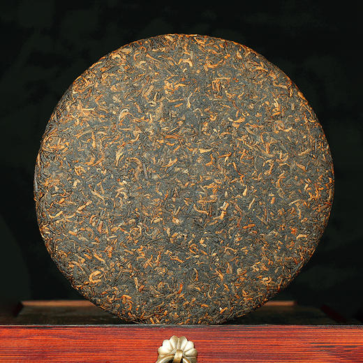 2023年生肖纪念饼《前兔似锦》布朗山春茶357克 商品图1