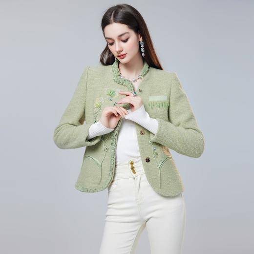 BeQueenStory【碧萝春景】重工立体花朵修身花呢外套 商品图2