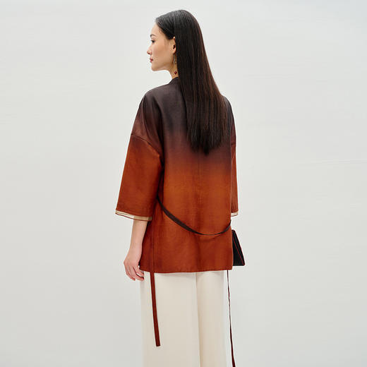 TANGY Collection/天意精品2023春季茛绸外套 商品图3