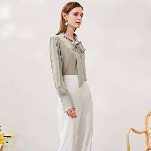 EITIE爱特爱春季新款时尚通勤印花飘带舒适衬衫女小上衣6913602 商品图1