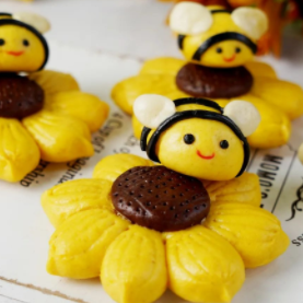  果蔬汁蒸馒头会掉色？牢记这1招，颜值高且蓬松暄软 