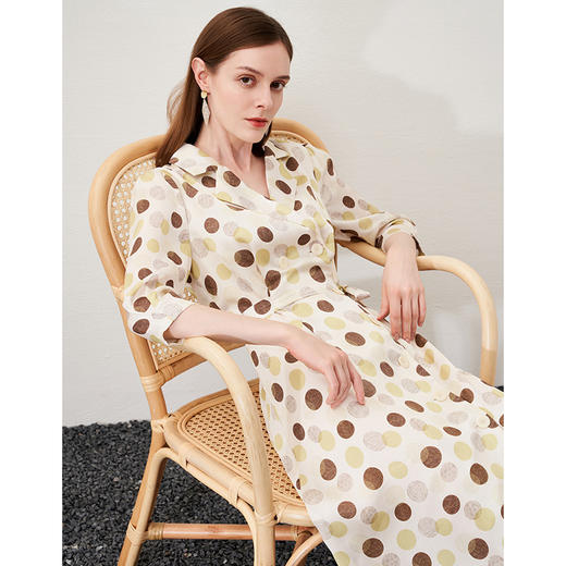 EITIE爱特爱春季新款印花时尚气质A字裙连衣裙6907617 商品图2