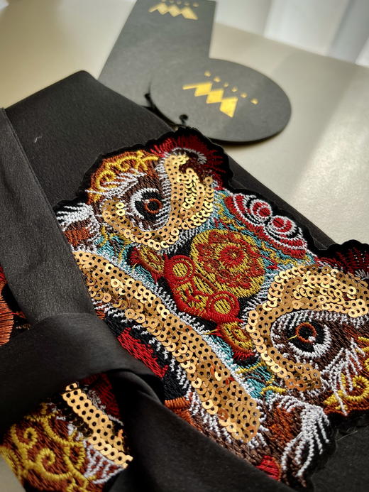 Y20906 暗夜玫瑰系列虎头刺绣腰带 雾境 商品图1