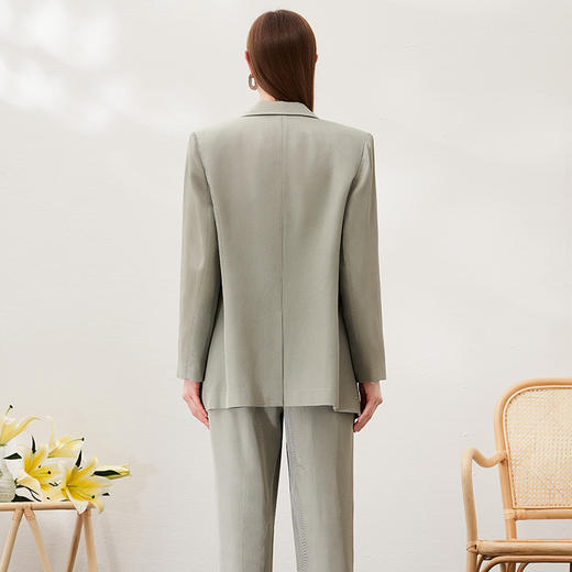 EITIE爱特爱春季新款时尚通勤干练百搭舒适显瘦西装外套女6903609 商品图4