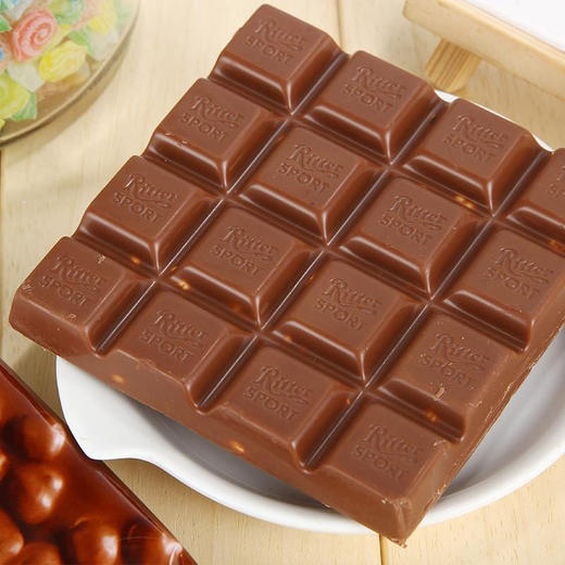 瑞特滋扁桃仁巧克力100g 商品图1