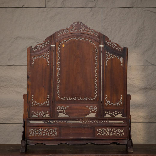 清 红木镶螺钿人物故事三扇座屏 商品图1