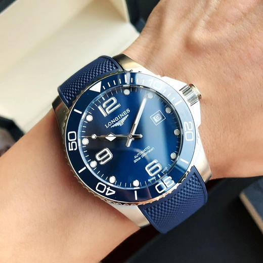 ZF浪qin康卡斯L3.781.4.96.9，腕表尺寸41X12mm，荣耀降临。劈波斩浪，勇往直前。ZF出品，必属精品。尺寸41X12mm，搭配正品一致的定制版一体机芯，自动机械机芯，橡胶表带，密底❕ 商品图5