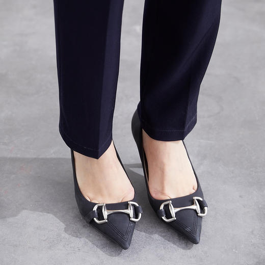 罗蒙春秋款女士弹力西装裤修身显瘦商务通勤纯色直筒小脚裤女 商品图7