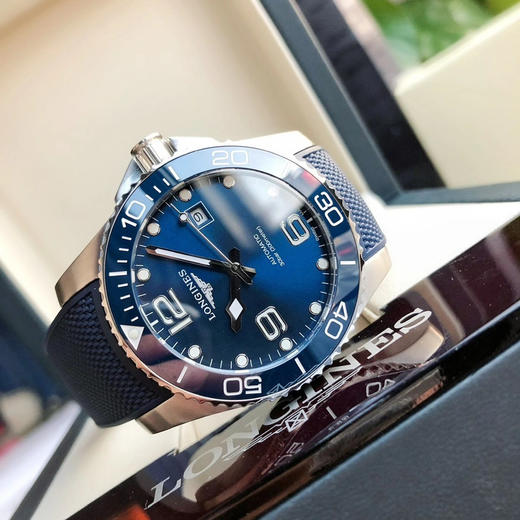 ZF浪qin康卡斯L3.781.4.96.9，腕表尺寸41X12mm，荣耀降临。劈波斩浪，勇往直前。ZF出品，必属精品。尺寸41X12mm，搭配正品一致的定制版一体机芯，自动机械机芯，橡胶表带，密底❕ 商品图9