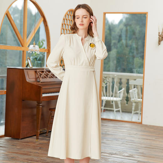 famecoco范可儿交叉v领连衣裙女春季一片式系带收腰长裙FAB1FA017 商品图0