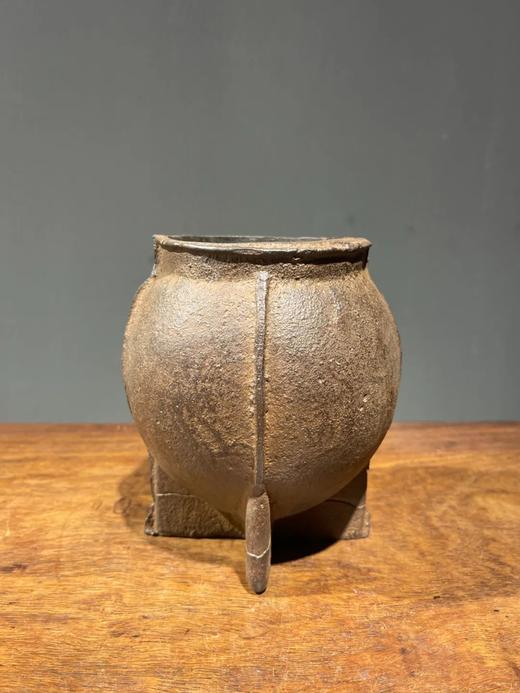 枣型十字足铁质香炉，顺丰包邮 商品图1