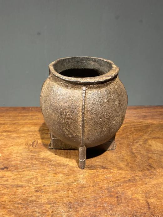枣型十字足铁质香炉，顺丰包邮 商品图0