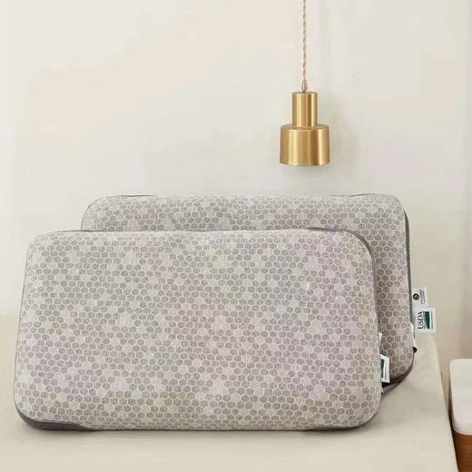 富丽岛家纺 生物基石墨烯竹炭理疗枕 商品图1