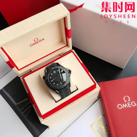 欧米茄海马系列300米“黑武士”潜水腕表 回馈来袭！
【机芯】搭载进口西铁城全自动机械机芯 商品图1