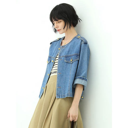 【限时秒杀】COCOBELLA复古水洗裸领牛仔外套女秋时尚九分袖短款上衣DN610 商品图3