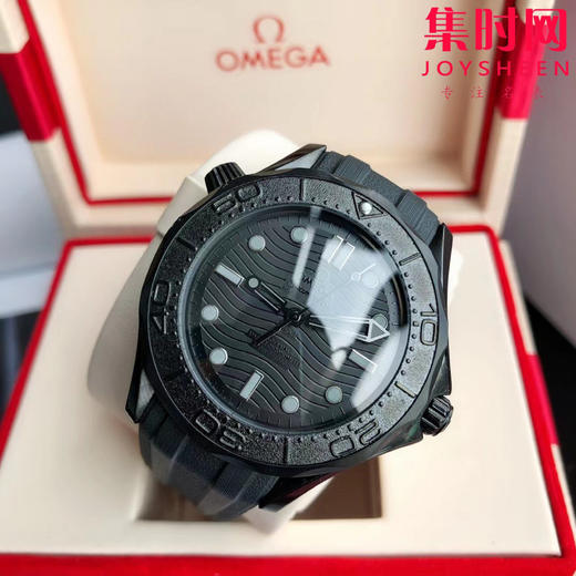 欧米茄海马系列300米“黑武士”潜水腕表 回馈来袭！
【机芯】搭载进口西铁城全自动机械机芯 商品图3