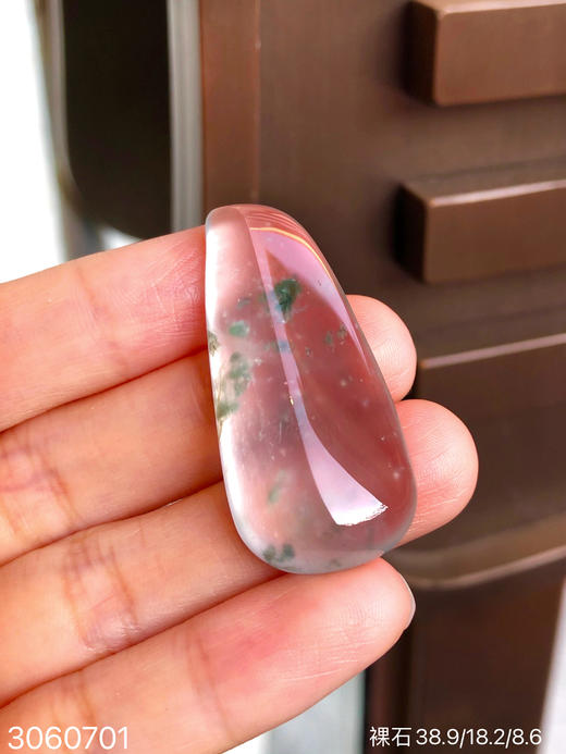3060701，玻璃飘花福瓜裸石。具体价格微信咨询 商品图3