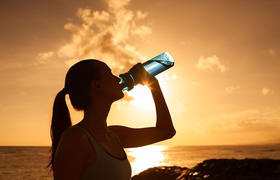 什么电解质水火爆韩网ins？