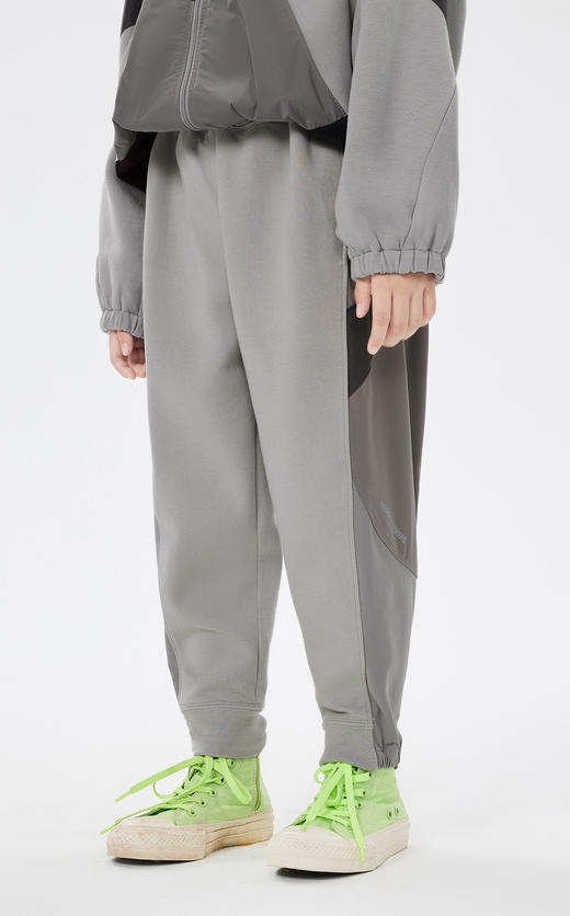 JNBY  23年春款  运动长裤  1N1E11400 商品图3