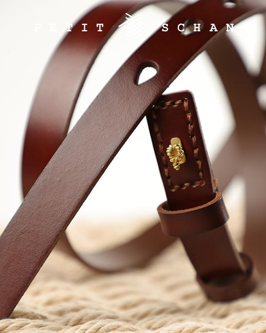 3000积分兑换 PETIT SCHAN小闪 小闪P字扣意大利进口头层牛皮皮带/腰带 商品图3