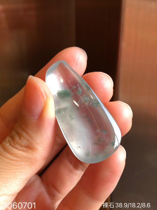 3060701，玻璃飘花福瓜裸石。具体价格微信咨询 商品图7