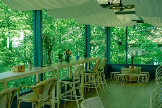 【青城山尊铂森林温泉酒店】499抢1657元森居房1间1晚+2大1小早餐+温泉+汤锅+双人下午茶！ 商品图9