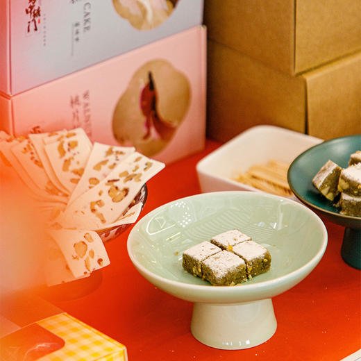 【蜀中糖门中式糕点组合 | 芝麻糕&椒盐酥&桃片糕】甜度适中 几十道工序 纯手工制作 商品图3