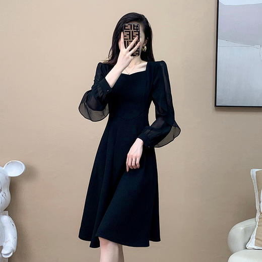 奢姿2024春季装新款大码女装胖妹妹气质方领荷叶花边连衣裙9923852134 商品图1