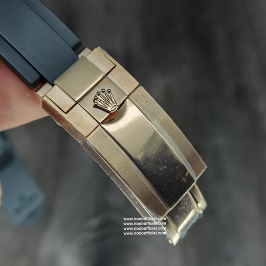 『v厂victory』CLEAN/c厂推出游艇40mm系列 126655.  ps/126655玫瑰金版本近期推出clean厂产品➕搭配正品一致的3235满血版一体机芯『v厂victory』❕❕❕ 商品图6