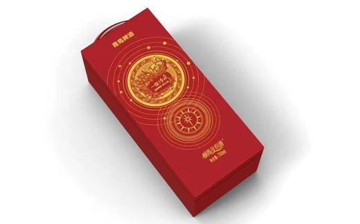 青岛啤酒百年之旅一世传奇（红宝石）桶陈年份酒23.9度700ml*1瓶 商品图3