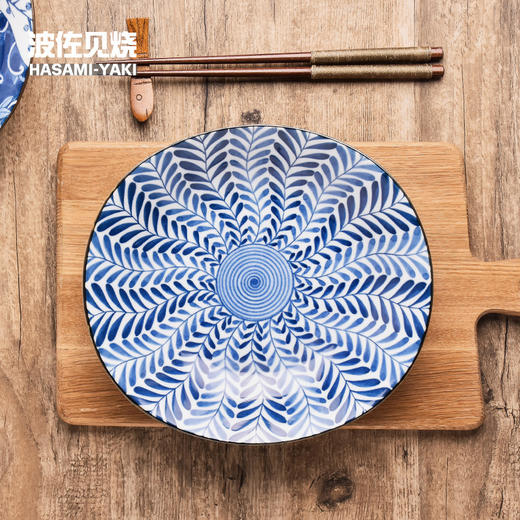 日本进口有田烧釉下彩陶瓷日式料理和风大拉面碗 椭圆盘深盘礼盒装 商品图6