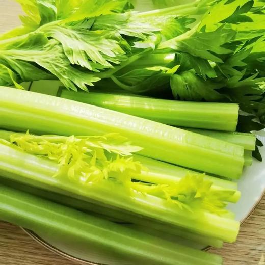 有机水果西芹，现摘现发，节后西芹生长周期较长，部分叶子可能老些，自行摘去即可（顺丰包邮，云南海南新疆西藏不发货） 商品图10